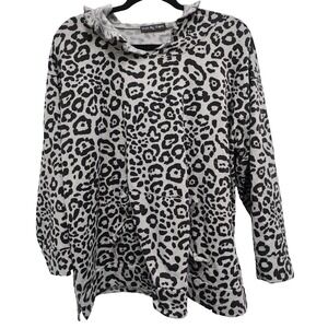 Kim & Cami Womens BOHO Hoodie 1X Gray Black Animal Print Ruffle‎ Pullover Lounge